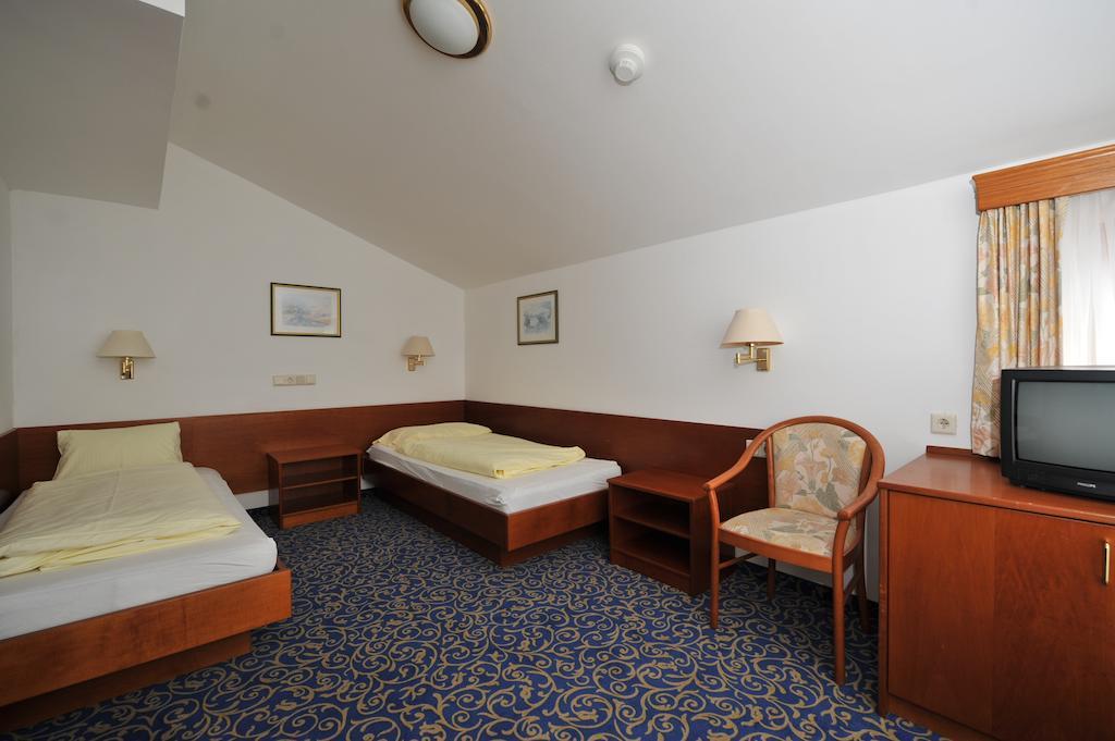 Salzburgerhof Jugend- Und Familienhotel Lofer Kamer foto